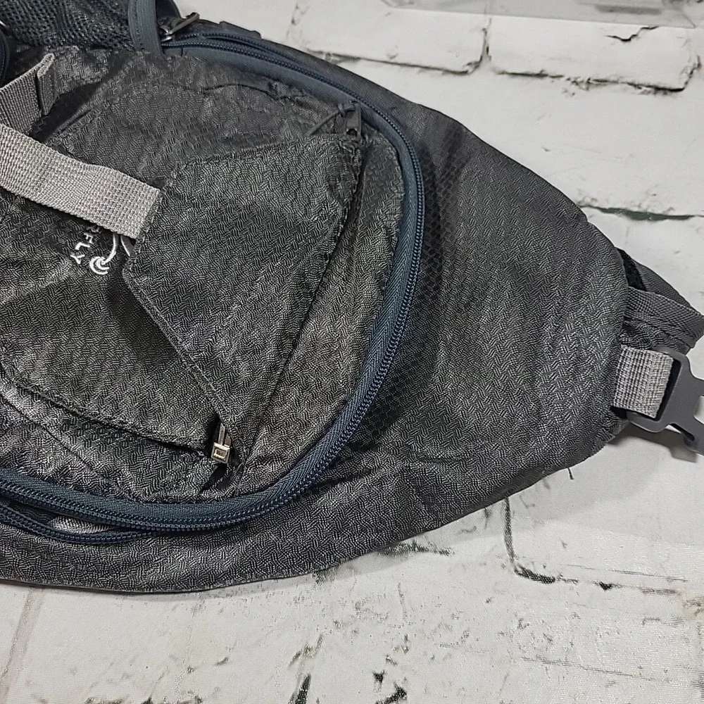 Waterfly Slight Crossbody Backpack Tote Bag Zippered‎ Pockets Gray Book Bag